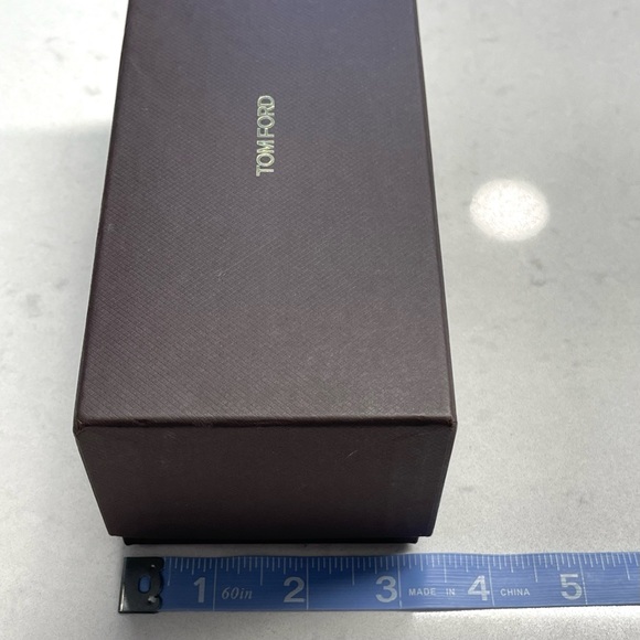 Tom Ford Small Packaging Box - Picture 7 of 7